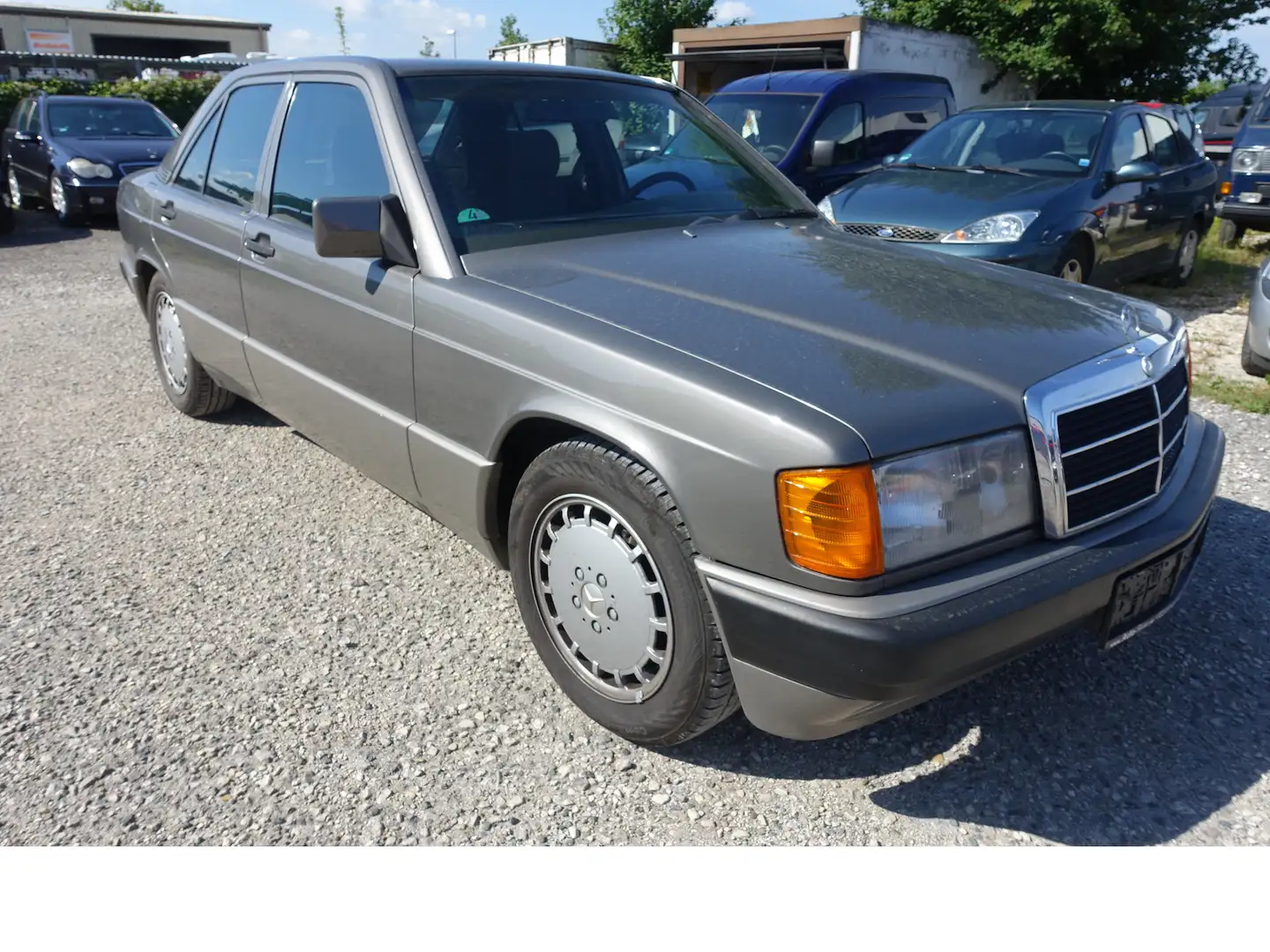 Mercedes-Benz 190 E 2.3 H-Kennz. Oldtimer eSHSD Verschl-t. neu gt Zu Grau - 1