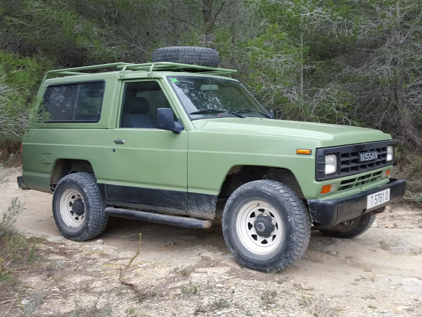 Nissan Patrol Patrol Corto TA Grün - 1