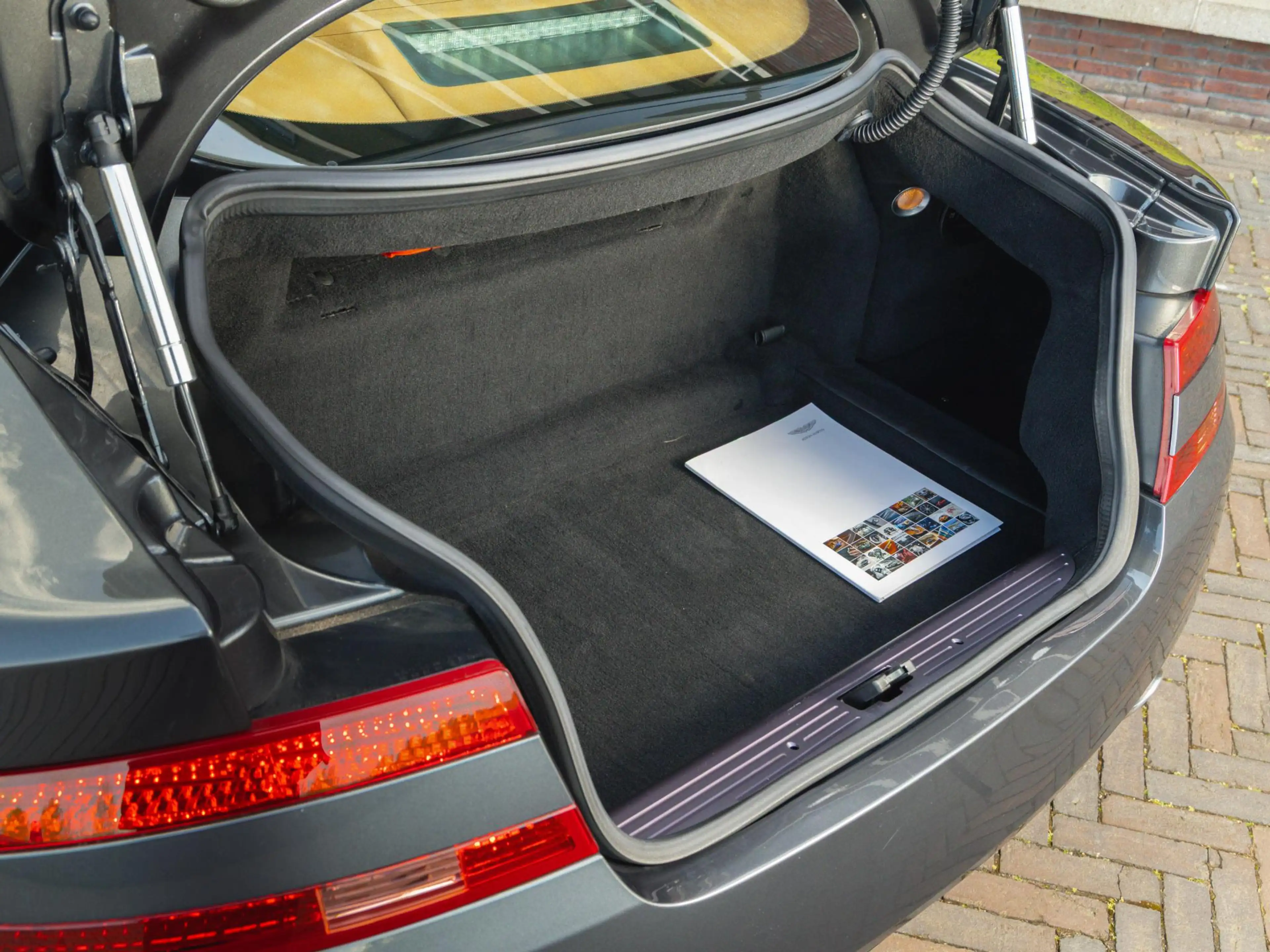 Aston Martin DB9 5.9 V12 Touchtronic NL Auto|Deal Ond|Youngtimer|PD — photo 47