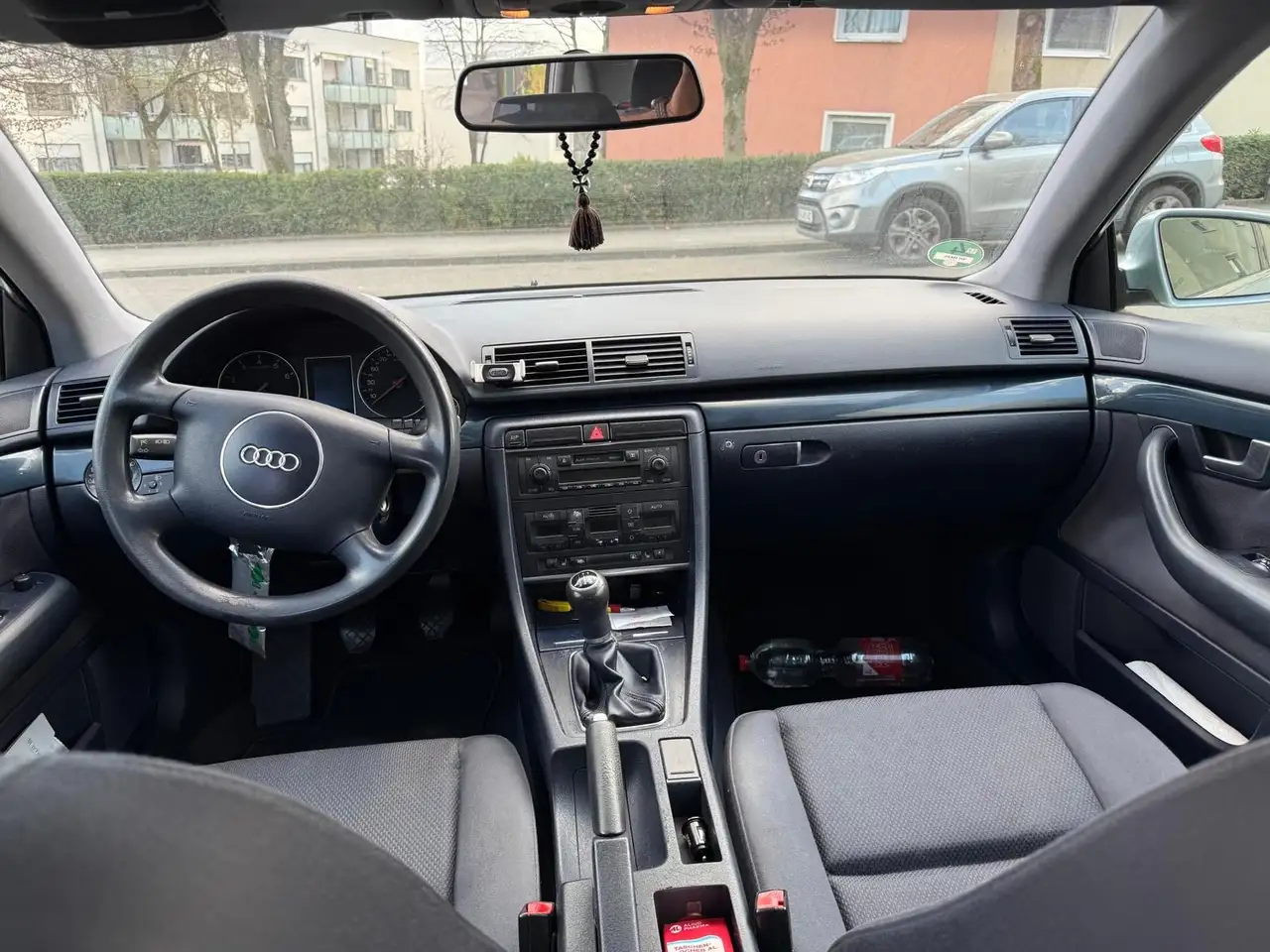 Audi A4 1.6, foto 6