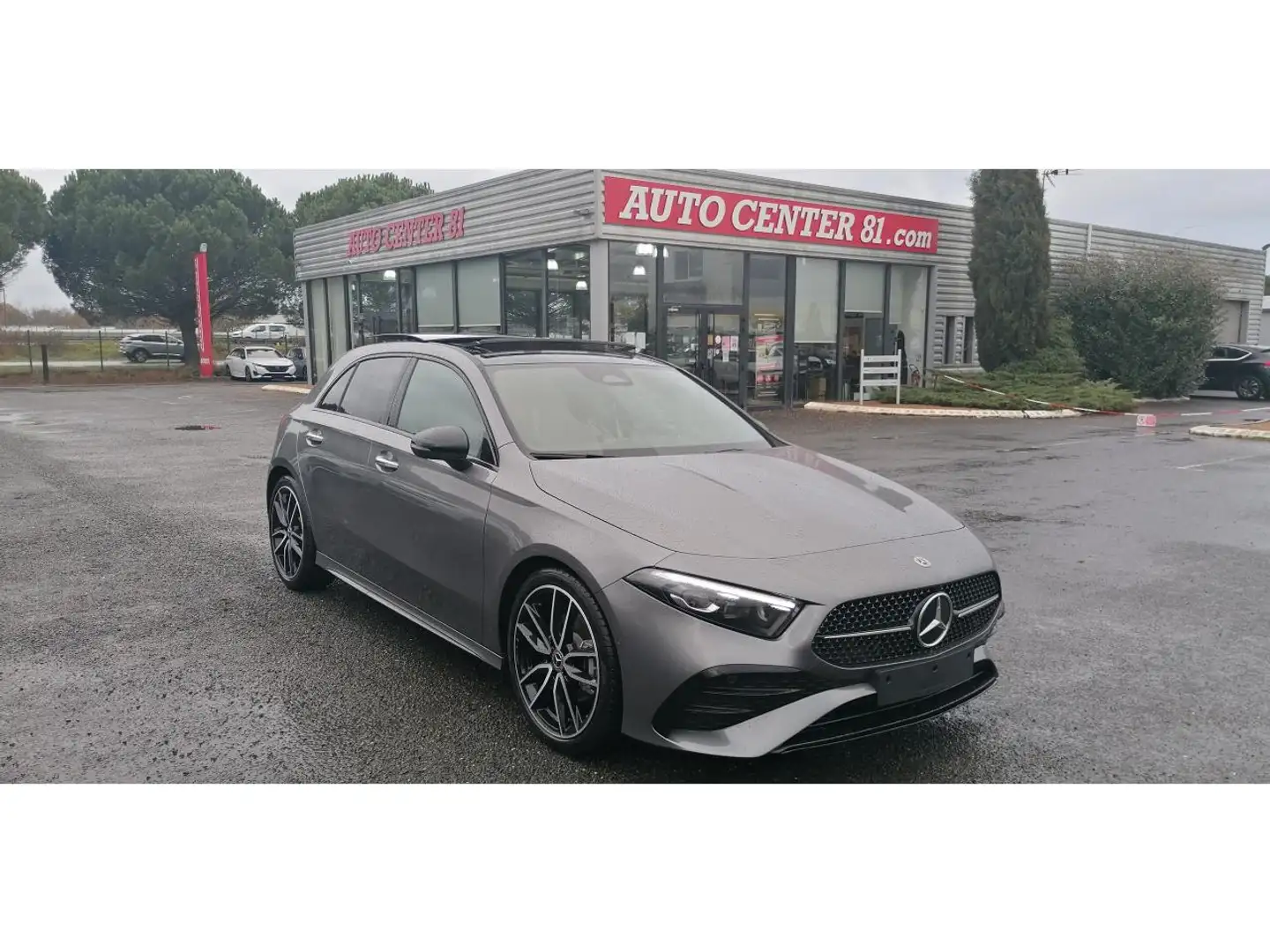 Mercedes-Benz A 200 200 d 8G-DCT AMG Line Exclusive Design PRIX HT POUR EXPORT DZ Gris - 1