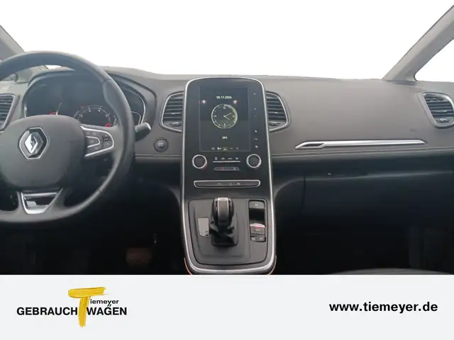 Renault Scenic view 13