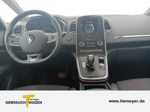 Renault Scenic view 12