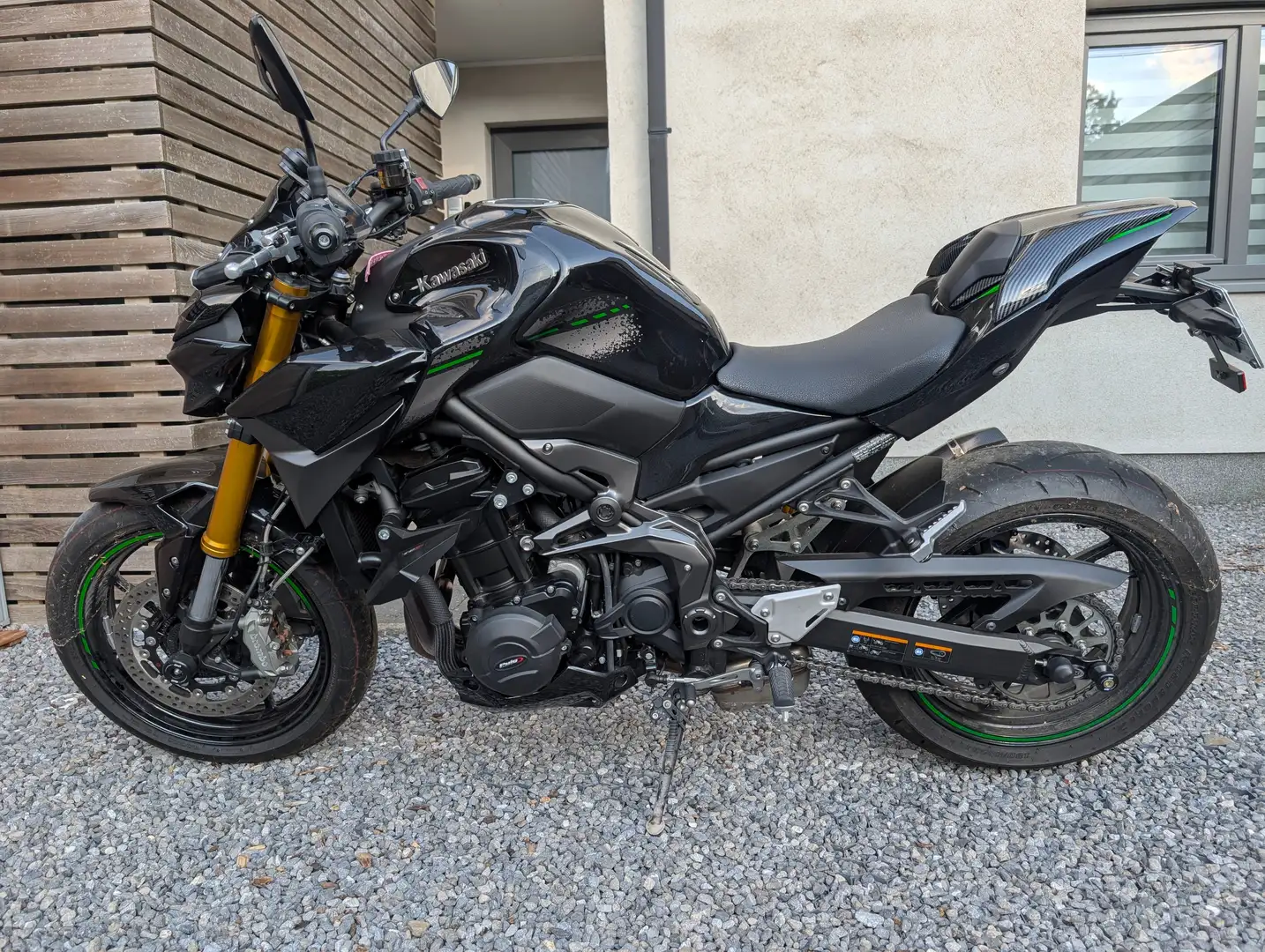 Kawasaki 900 Z Z900se Noir - 2