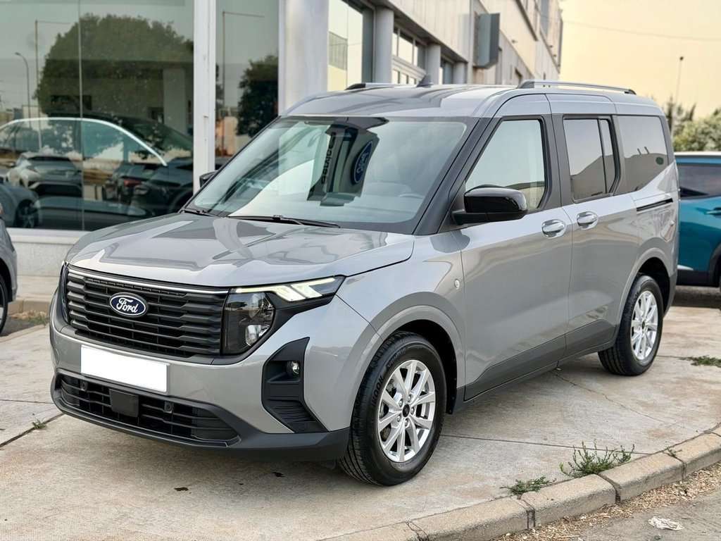 Ford Tourneo Courier 1.0 Ecoboost Titanium - foto 1
