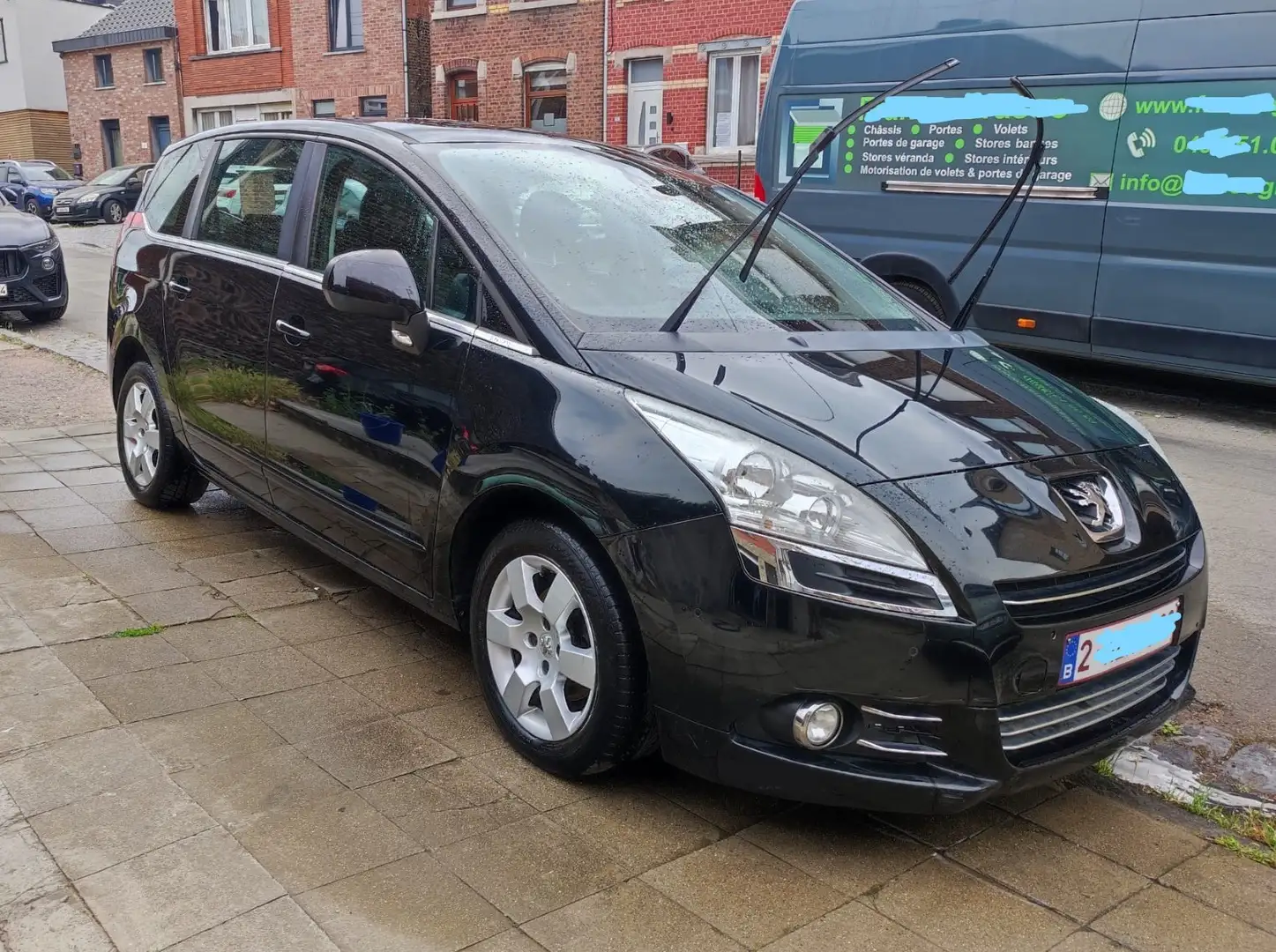 Peugeot 5008 1.6 HDi Boîte Automatique, Toit Pano, GPS Schwarz - 1