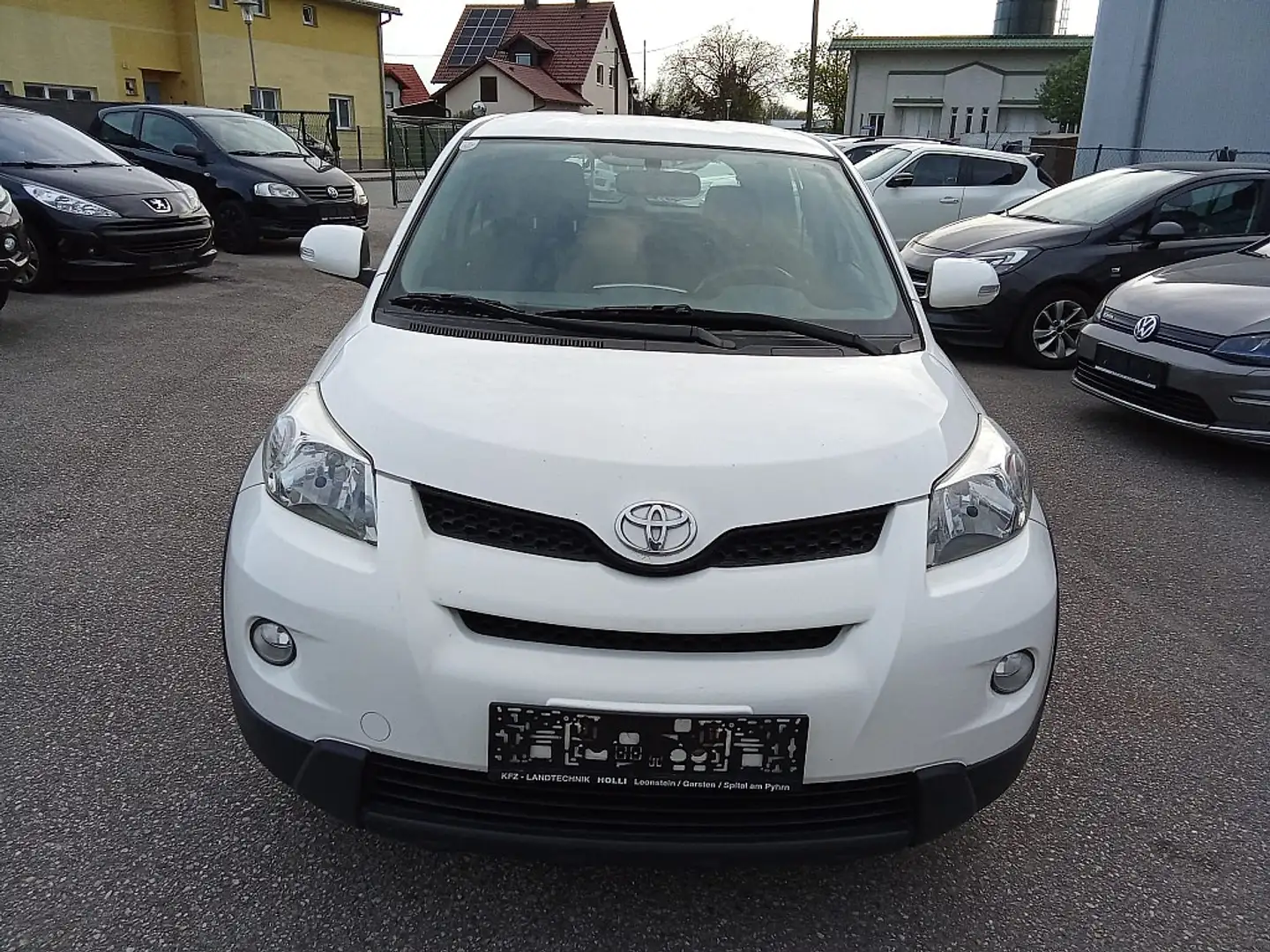 Toyota Urban Cruiser 1,4 D-4D DPF High AWD Alb - 2