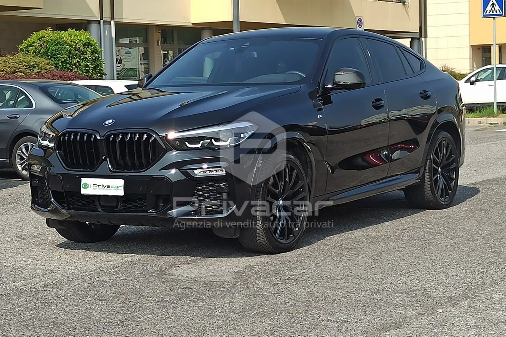 BMW X6 M xDrive40d 48V Msport Černá - 1
