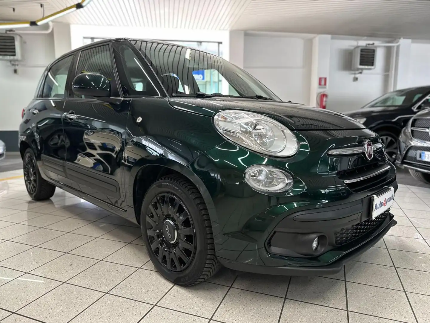Fiat 500L 1.4 95 CV S&S Mirror IVA ESP - UNICO PROP - NEOPAT Groen - 1