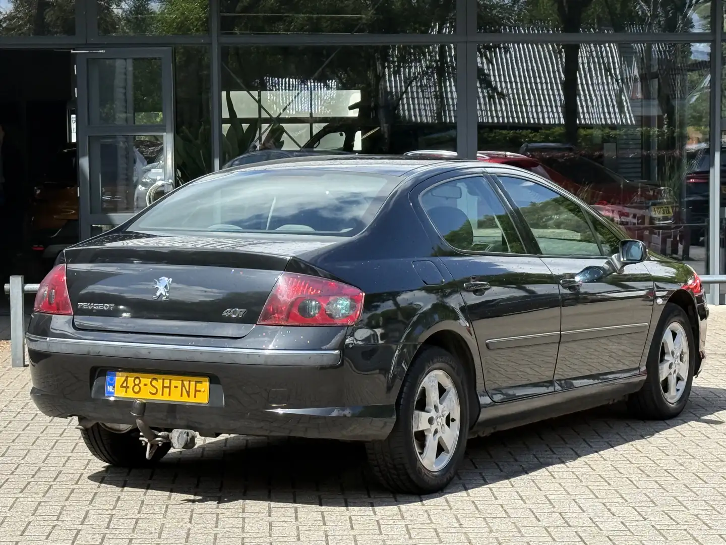 Peugeot 407 1.8-16V XR Pack Airco/Cruise/Elktr pakket Noir - 2