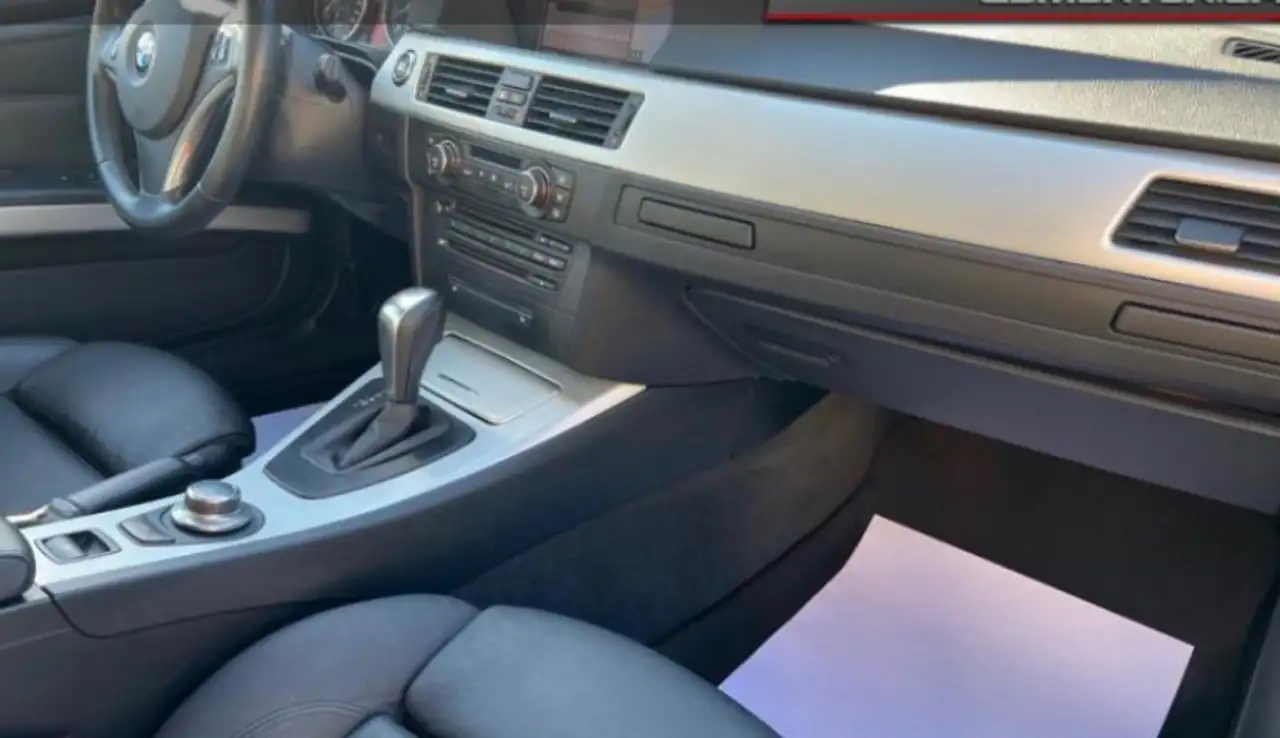 BMW 3 Series снимка BMW 3 Series