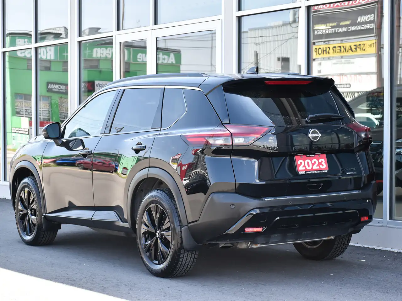 Nissan Rogue снимка Nissan Rogue