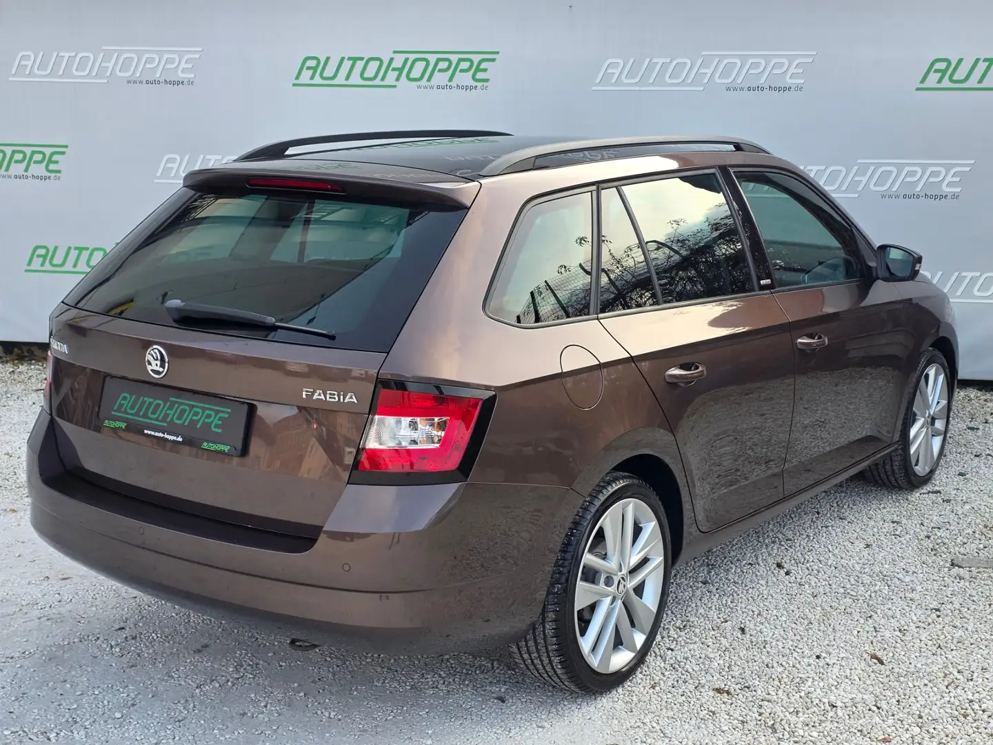 Skoda Fabia Joy 1.2 TSI 110PS, Navi, Pano, 17"+WiRäder ... Marrone - 2