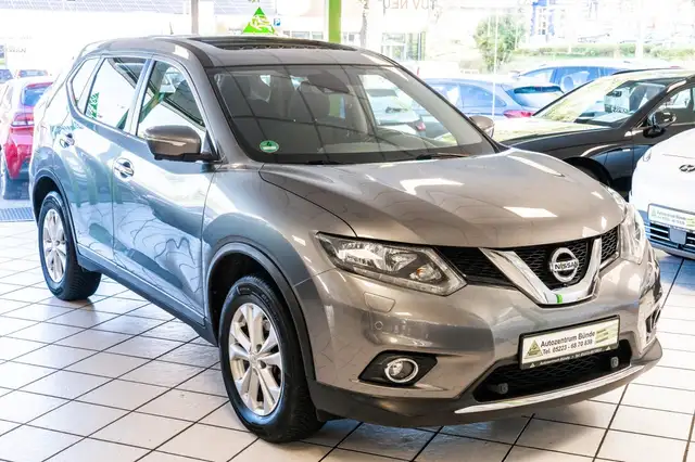 Nissan X-Trail Acenta 1.6 dCi 7 Sitzer Automatik Kamera