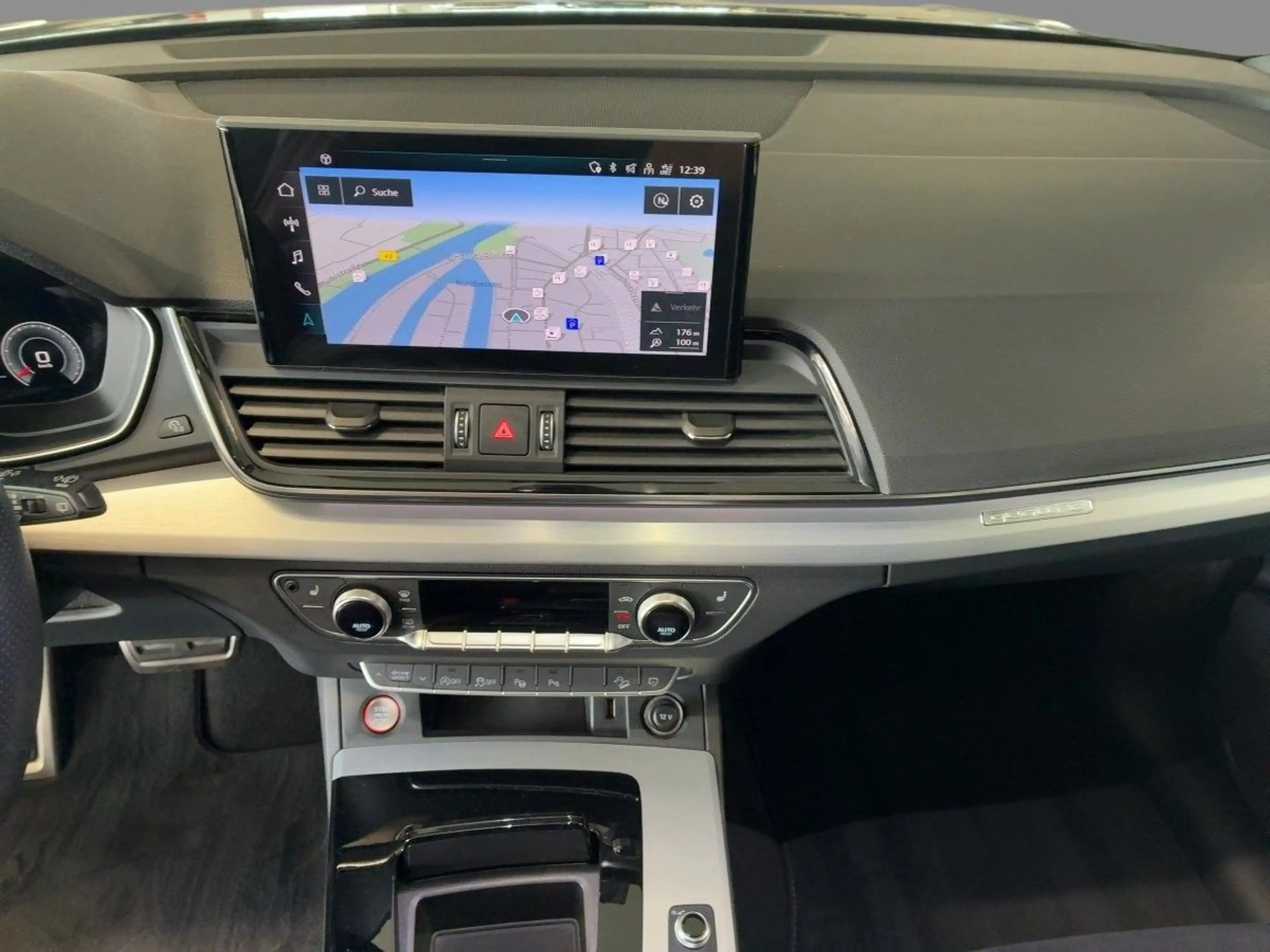 Audi SQ5 TDI quattro NAVI*MATRIX*AHK*VC — photo 8