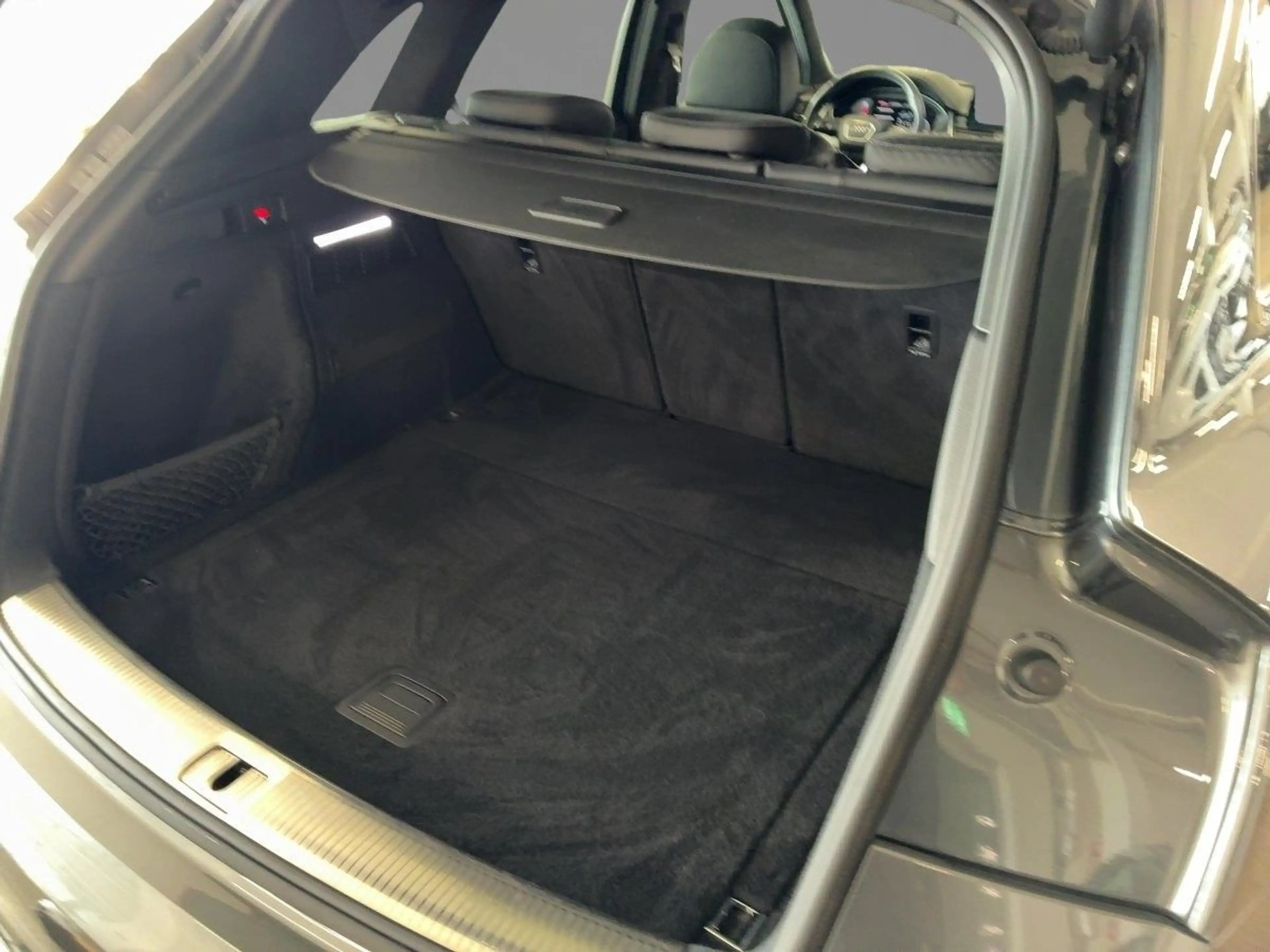 Audi SQ5 TDI quattro NAVI*MATRIX*AHK*VC — photo 10