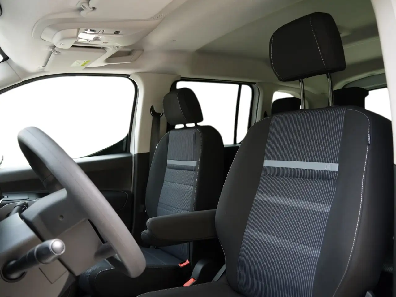 Fiat Doblo 1.5 Diesel 100 Cv PACK TECH Passo Corto, миниатюра 10