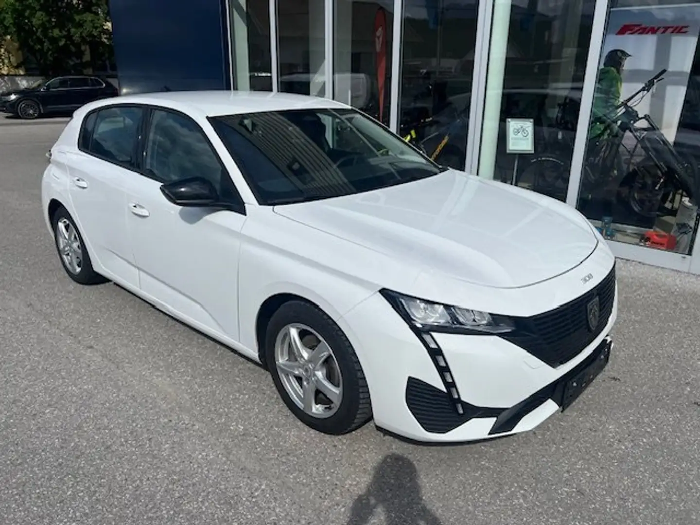 Peugeot 308 Active Pack *EZ: 04/2023*40.500km* Weiß - 1