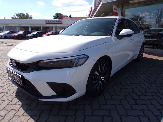 Imagine Honda Civic e:HEV Elegance