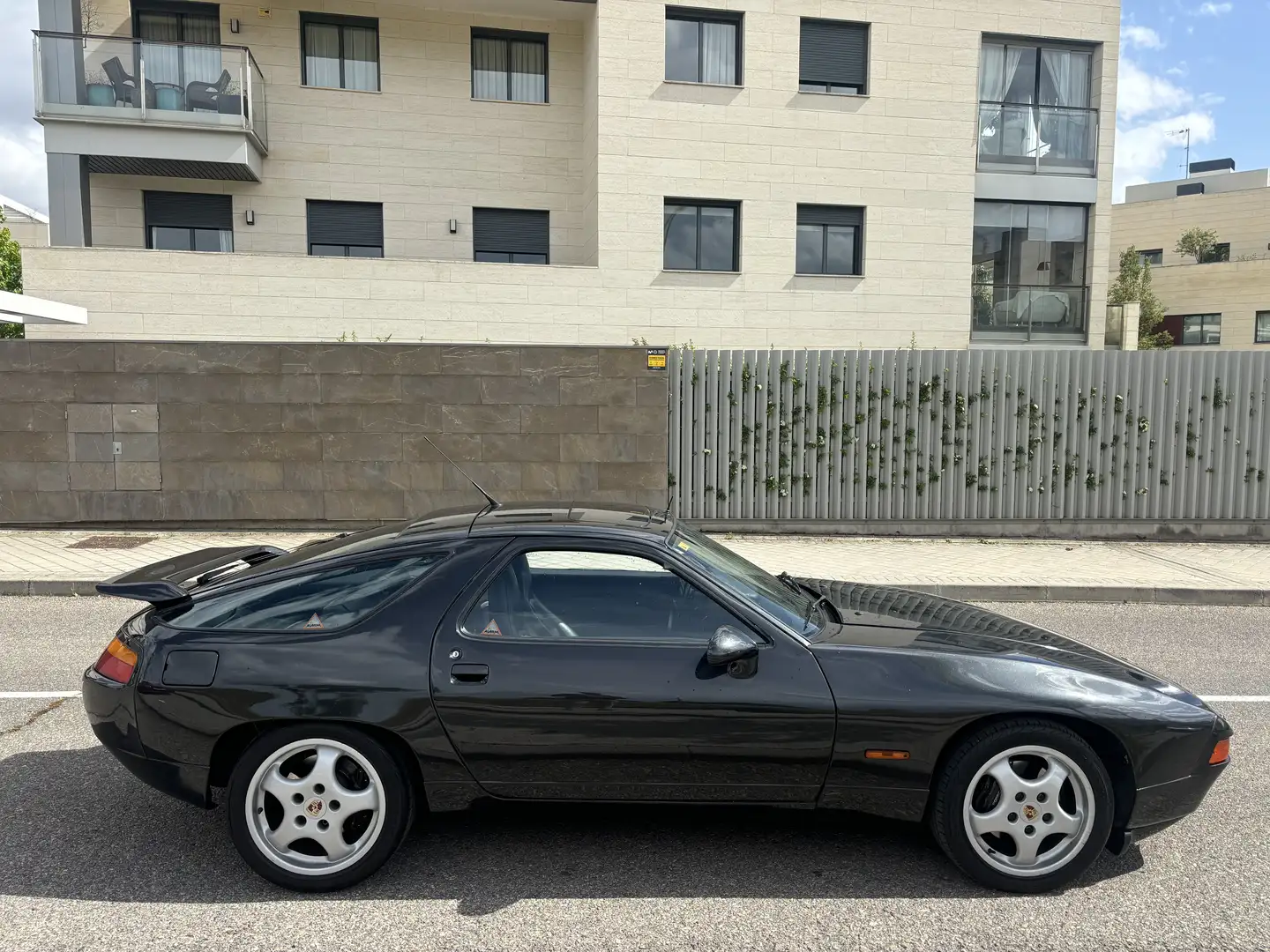 Porsche 928 5.0 S4 GT - 1