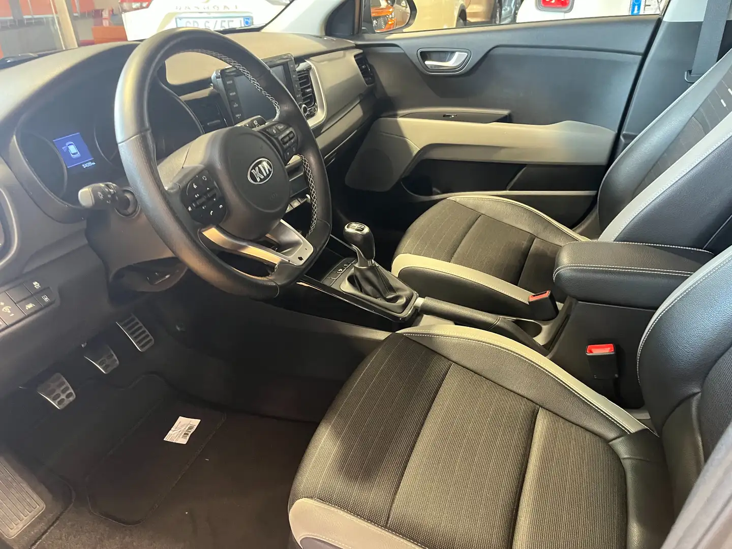 Kia Stonic Stonic 1.6 crdi Energy 115cv my18 Negru - 2
