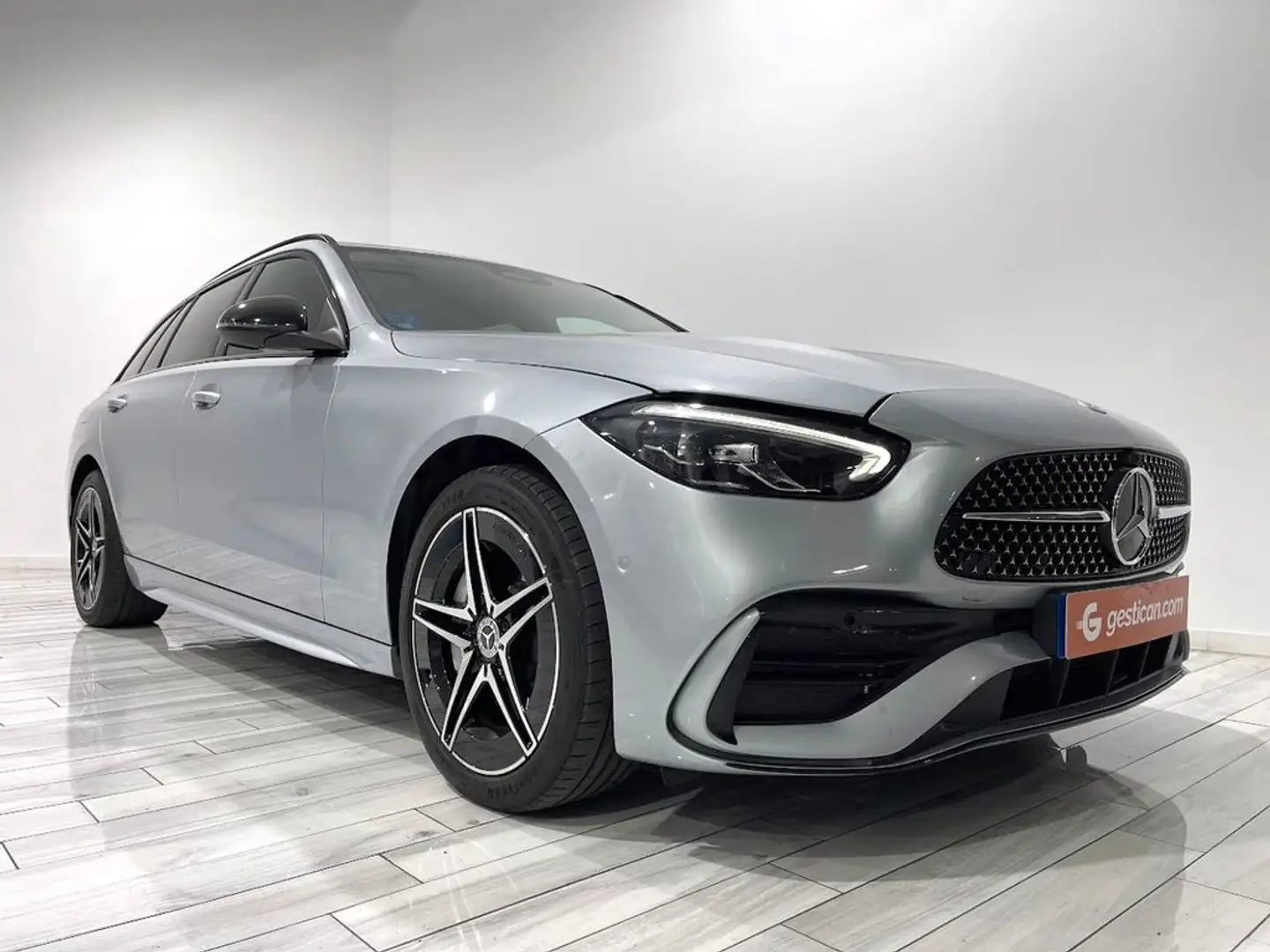 Mercedes-Benz C 300 e Estate Argent - 2