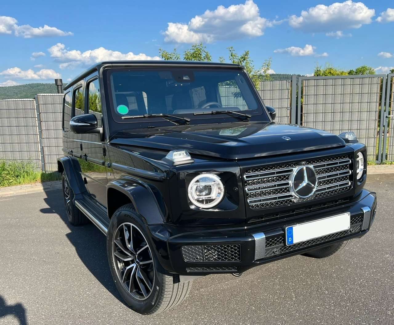 Second hand Mercedes Benz G-Class 500