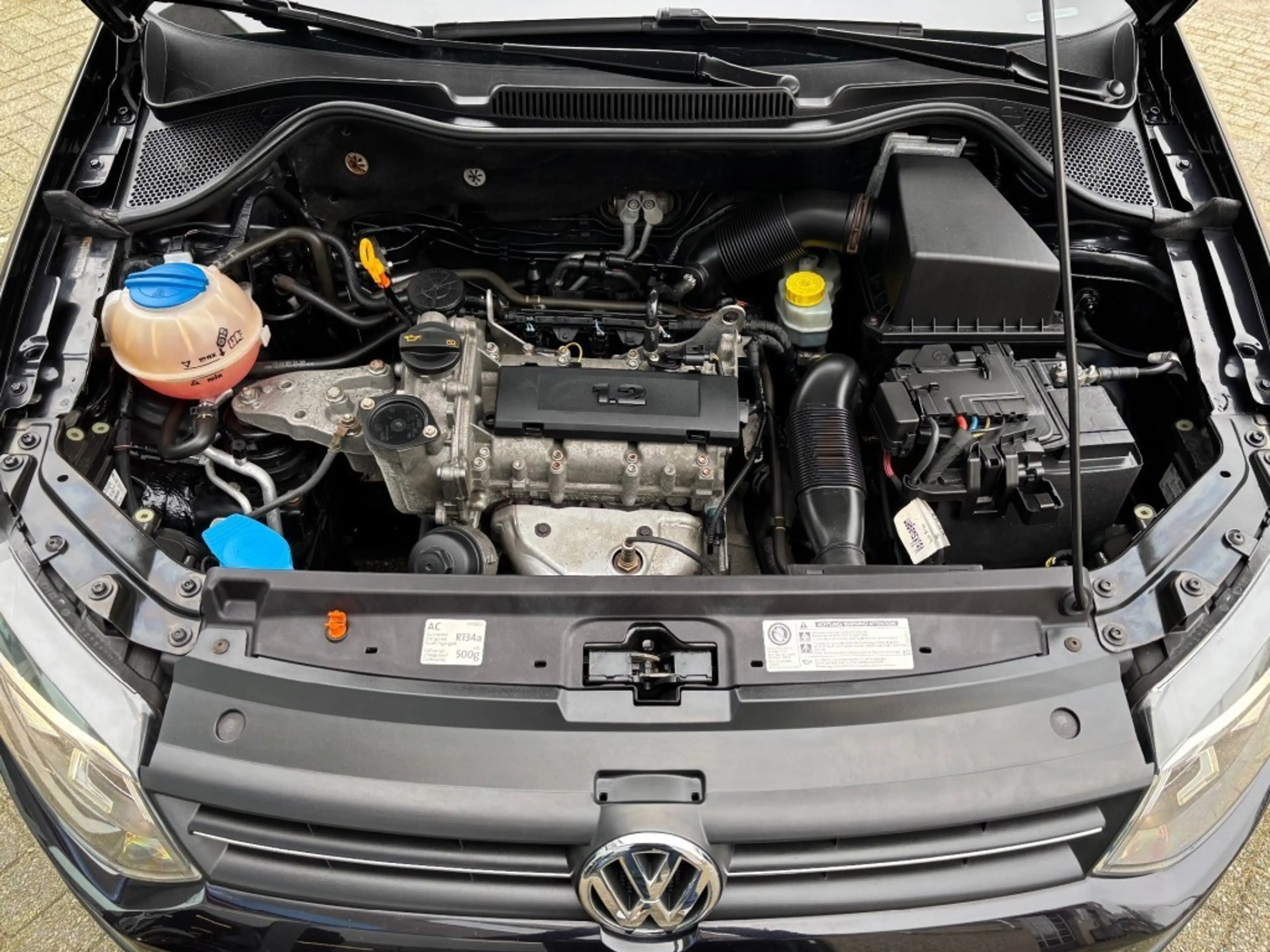 Volkswagen Polo Cross Cross 1.2-12V Bluemotion Comfortline — photo 9