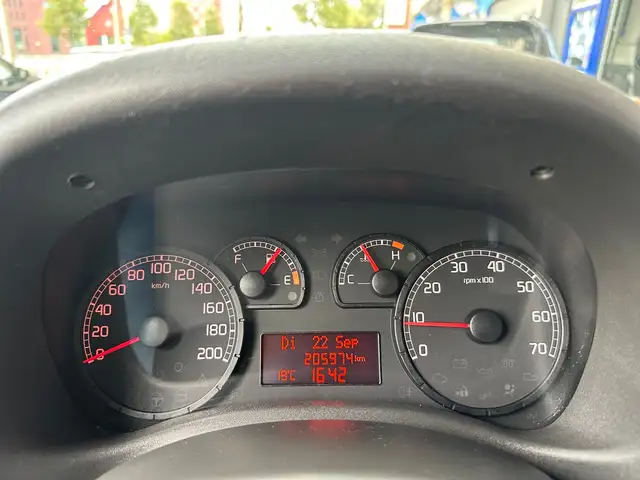 Fiat Doblo view 13