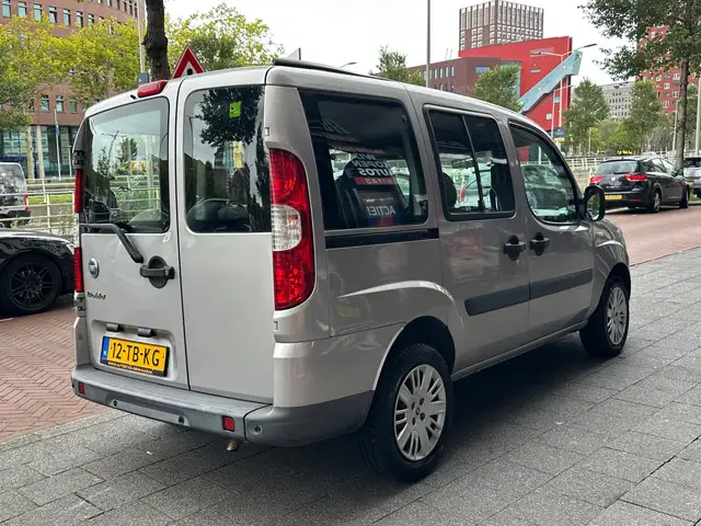 Fiat Doblo view 3