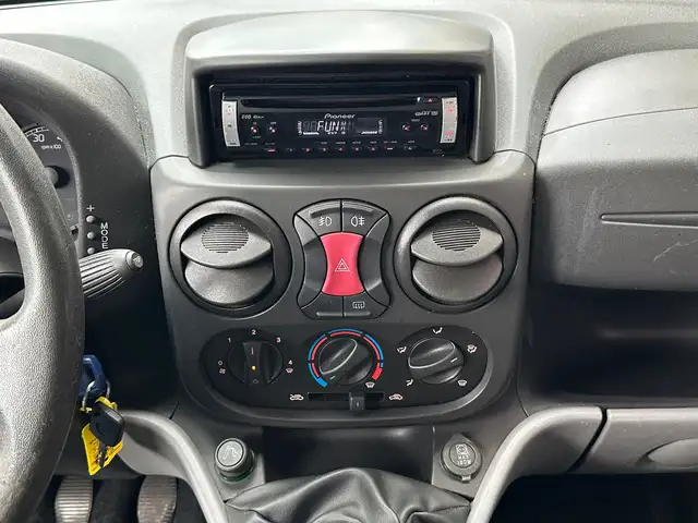 Fiat Doblo view 14