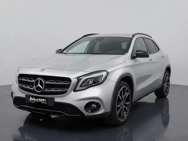 Mercedes-Benz GLA 180 d Enduro Activity auto