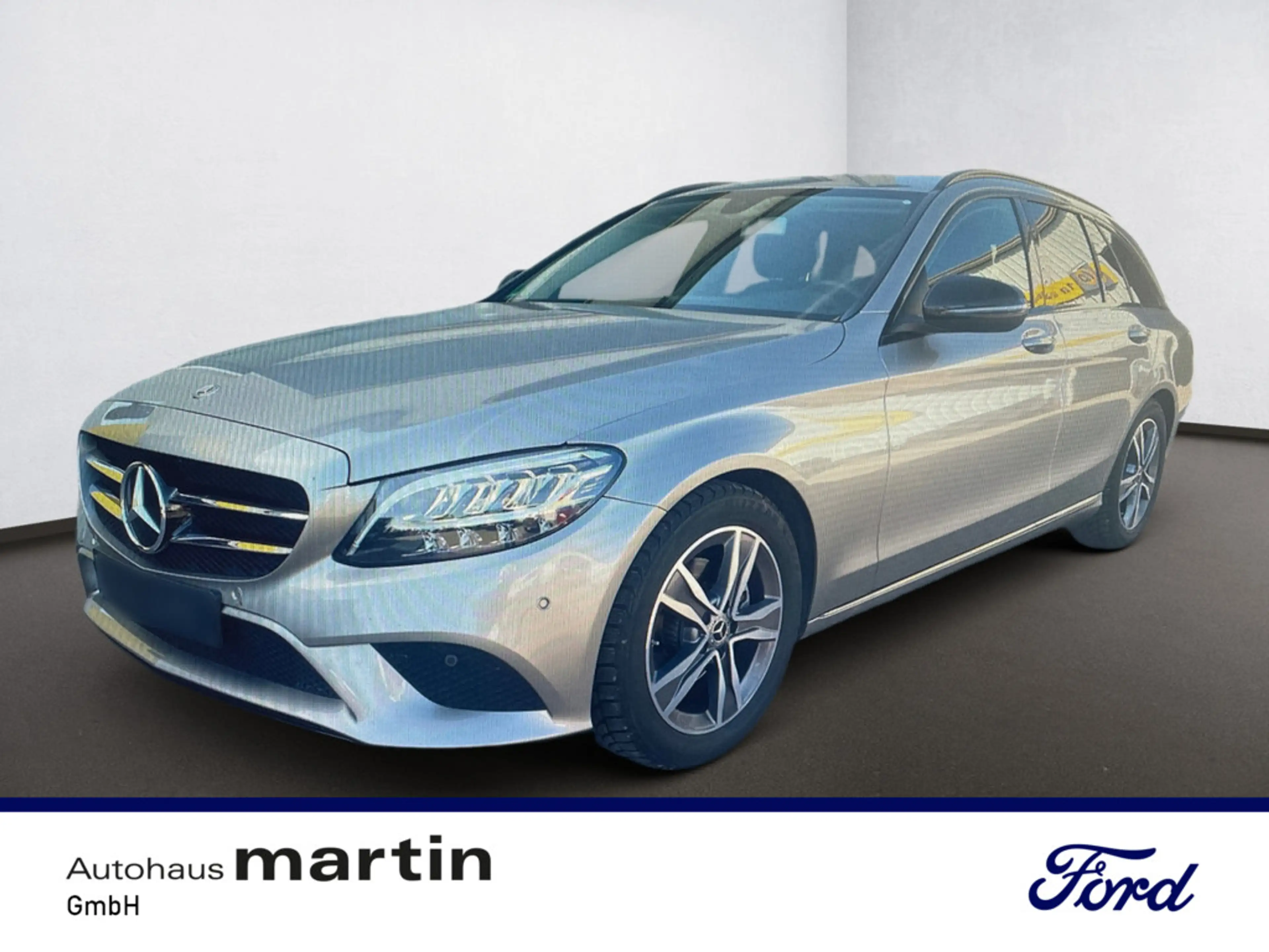 Mercedes-Benz C 220 d T Avantgarde NAVI AHK NIGHT PAKET LED