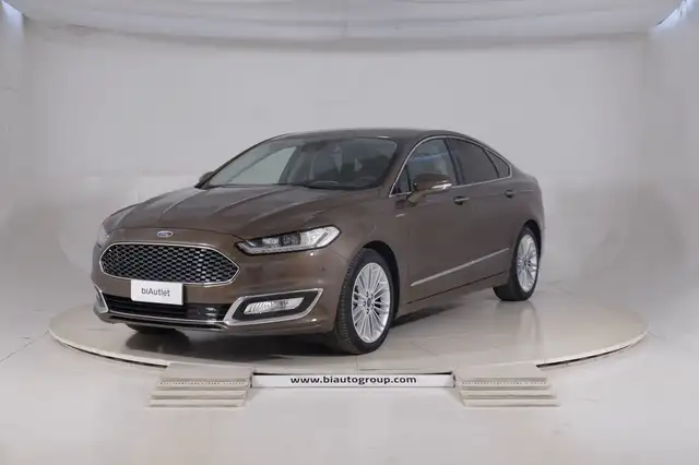 Ford Mondeo 2015 Berlina 4p Benzina 4p 2.0 hybrid Vignale ecvt