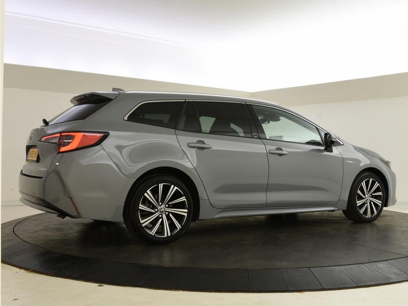 Toyota Corolla Touring Sports 1.8 Hybrid Business Plus | Carplay — photo 6