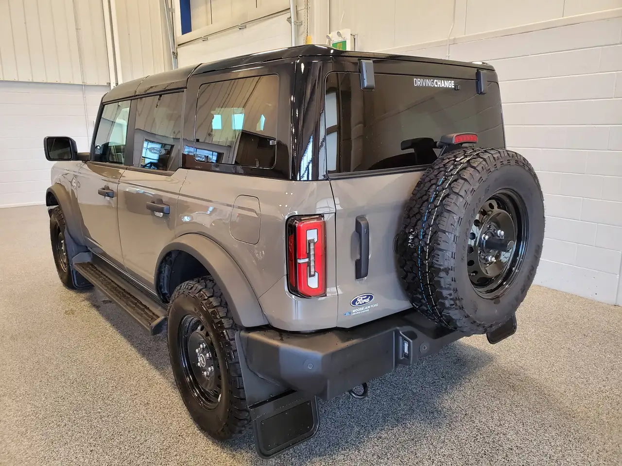 Ford Bronco снимка Ford Bronco