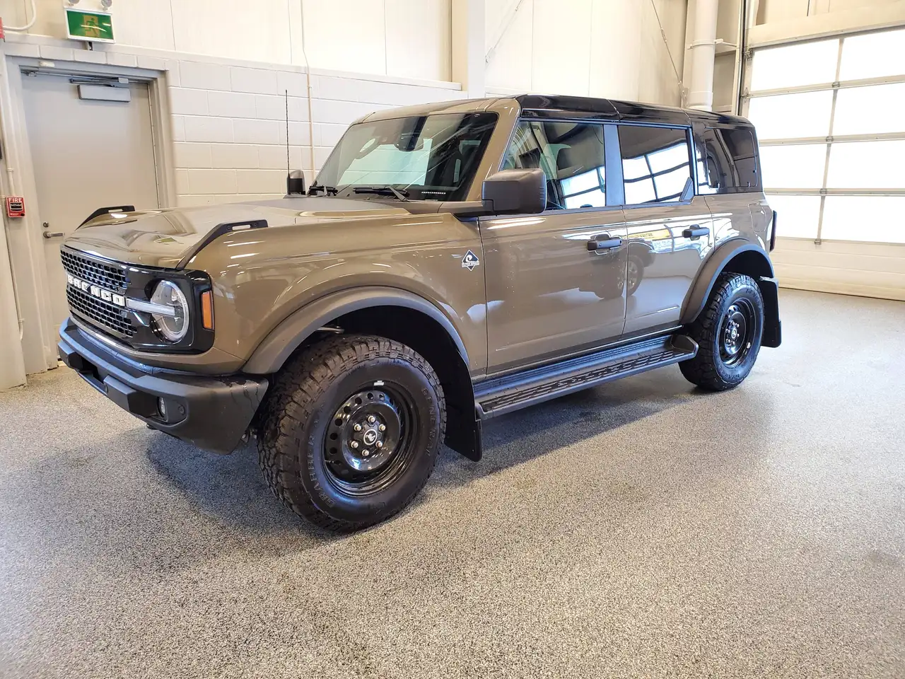 Ford Bronco снимка Ford Bronco