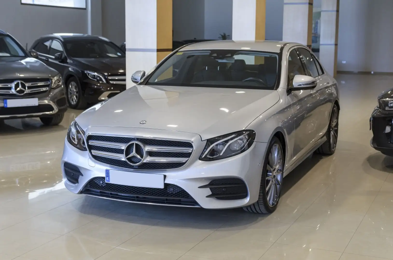 Mercedes-Benz E 220 220d 9G-Tronic 194 Gris - 1