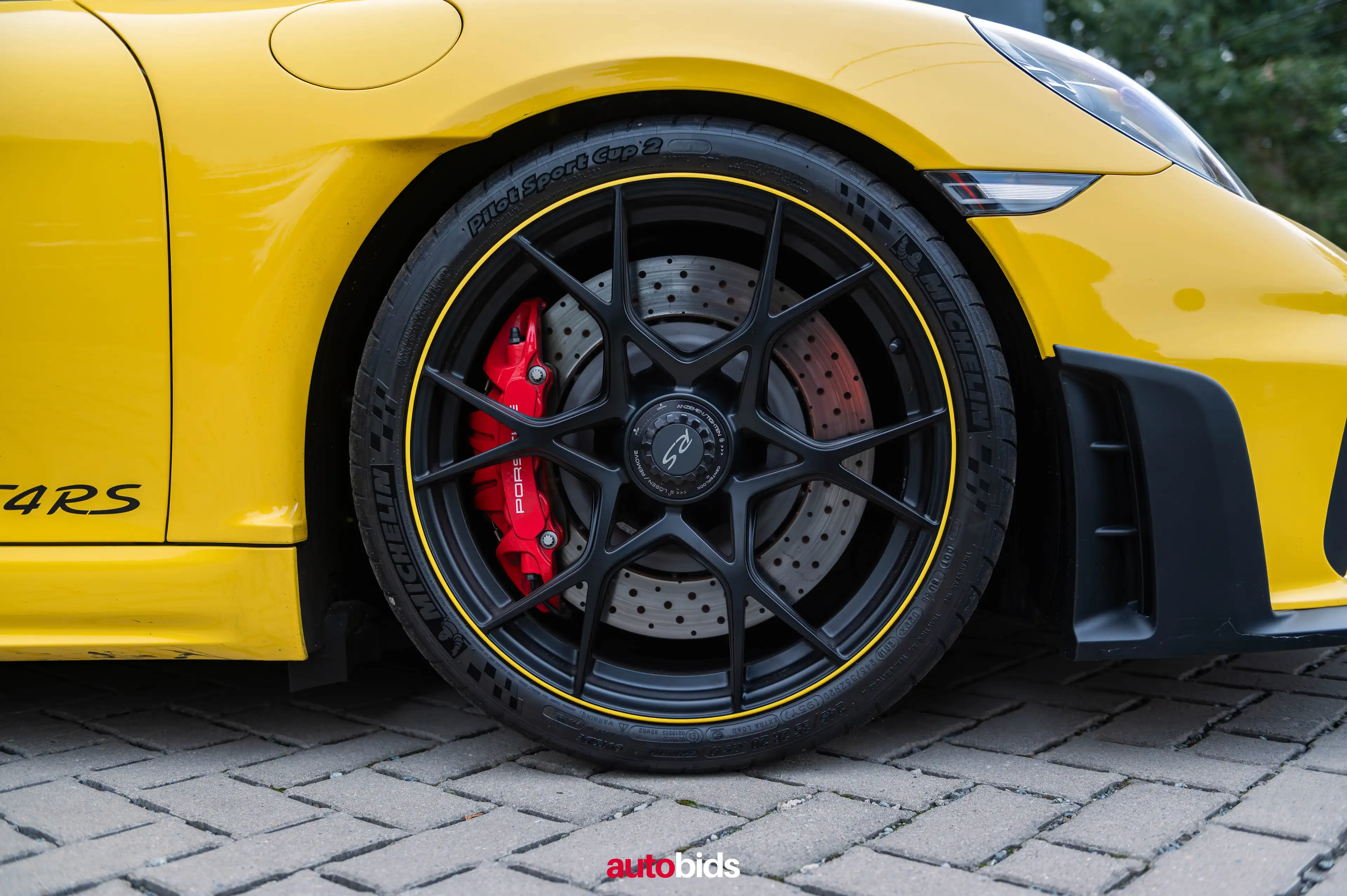Porsche Cayman 718 GT4 RS — photo 11