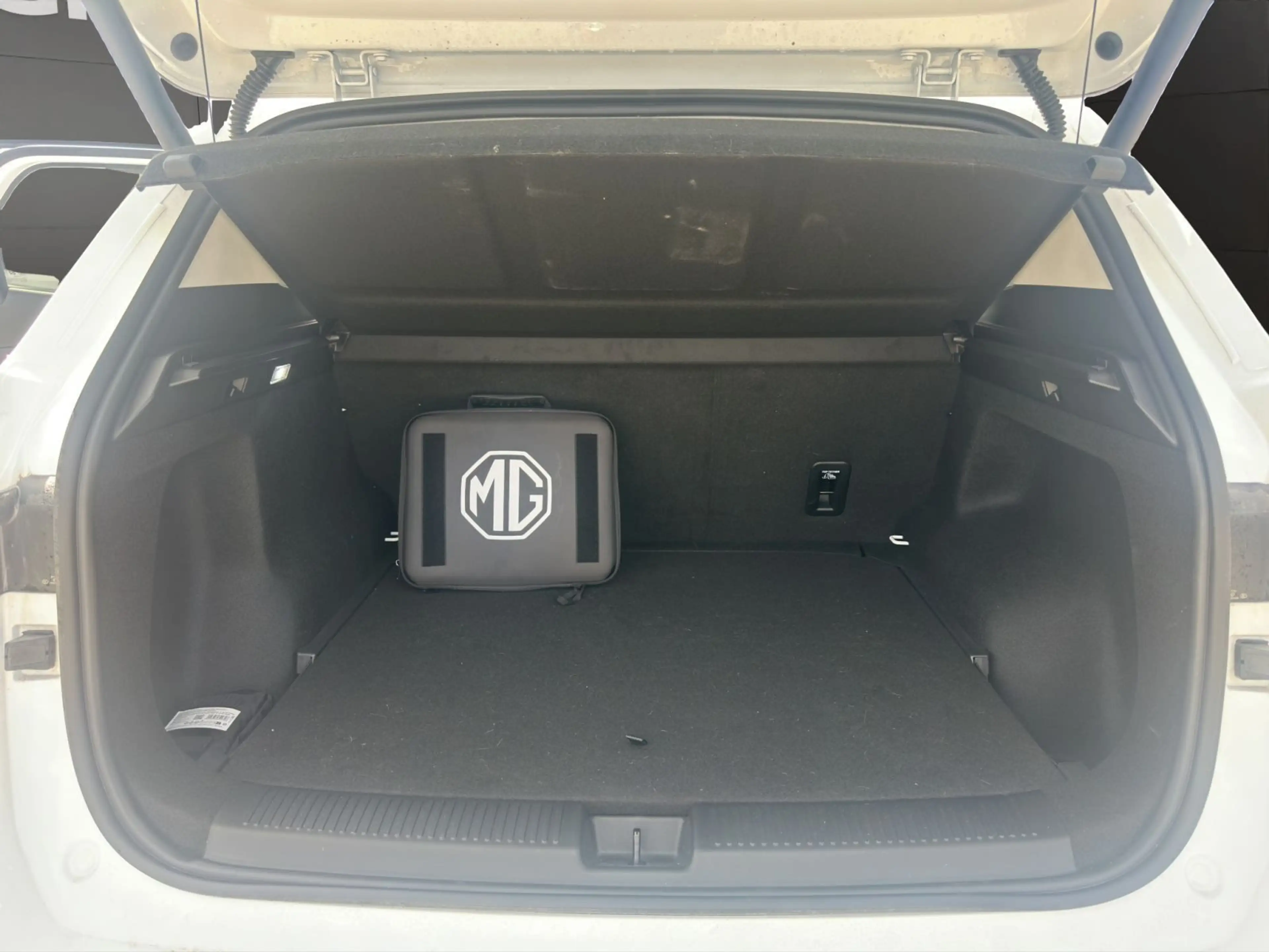 MG MGS5 EV Luxury Long Range 64 kWh — photo 8