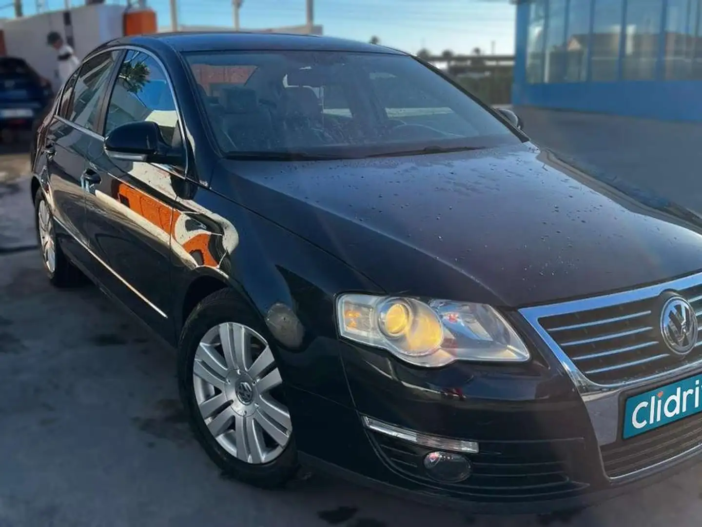 Volkswagen Passat 2.0TDI Highline DPF Negro - 2