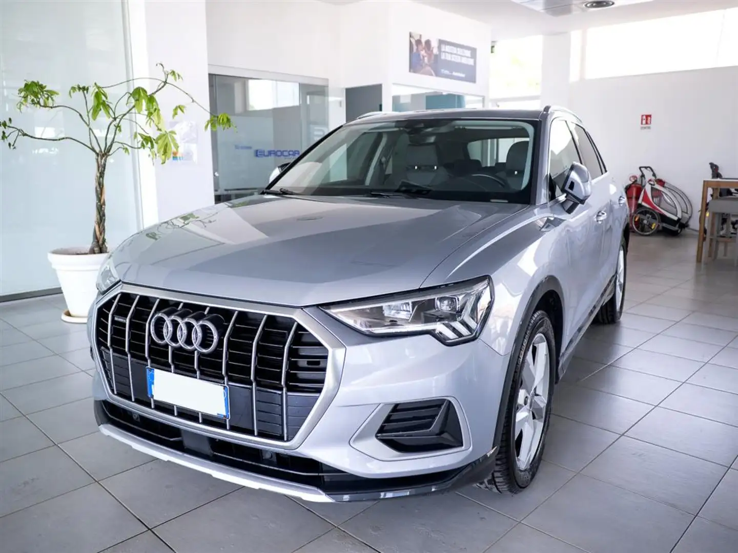Audi Q3 40 TDI quattro advanced 36 MESI DI GARANZIA Gris - 1