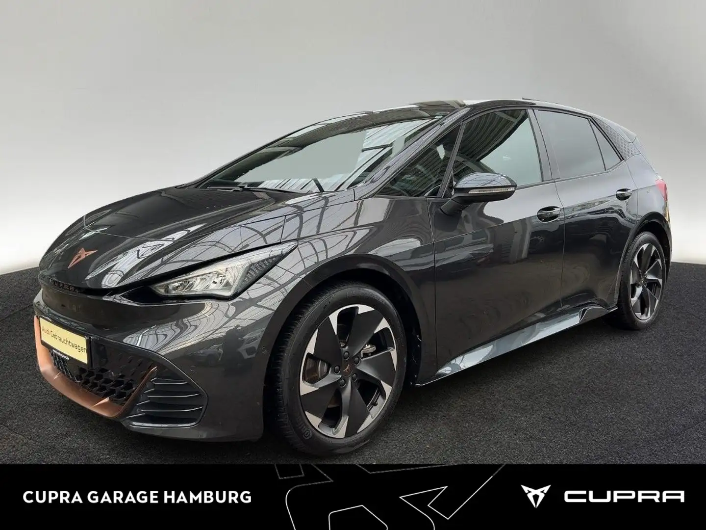 CUPRA Born 150 kW Head-Up Kamera Panorama Grau - 1