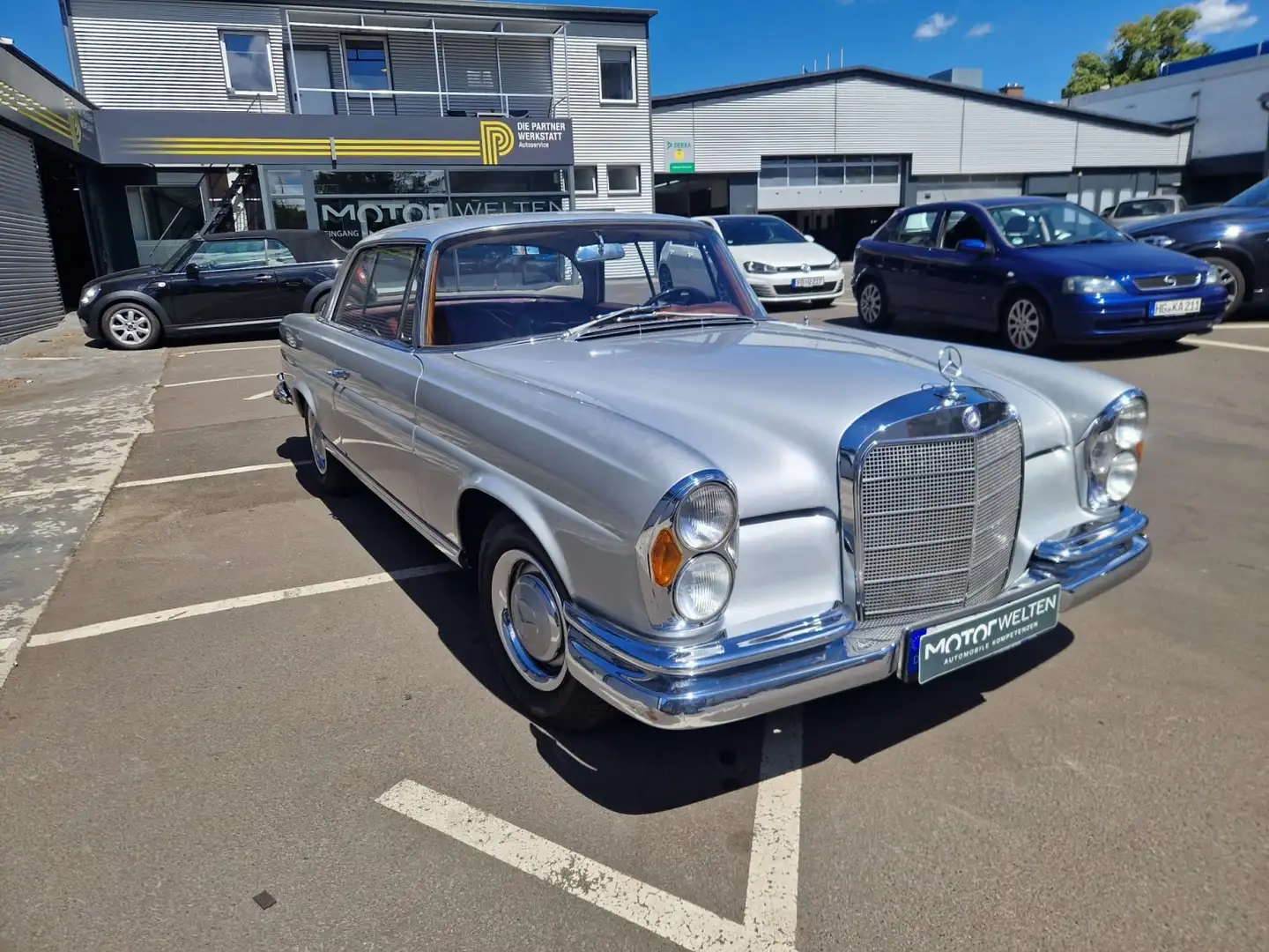 Mercedes-Benz 250 250 Silber - 2