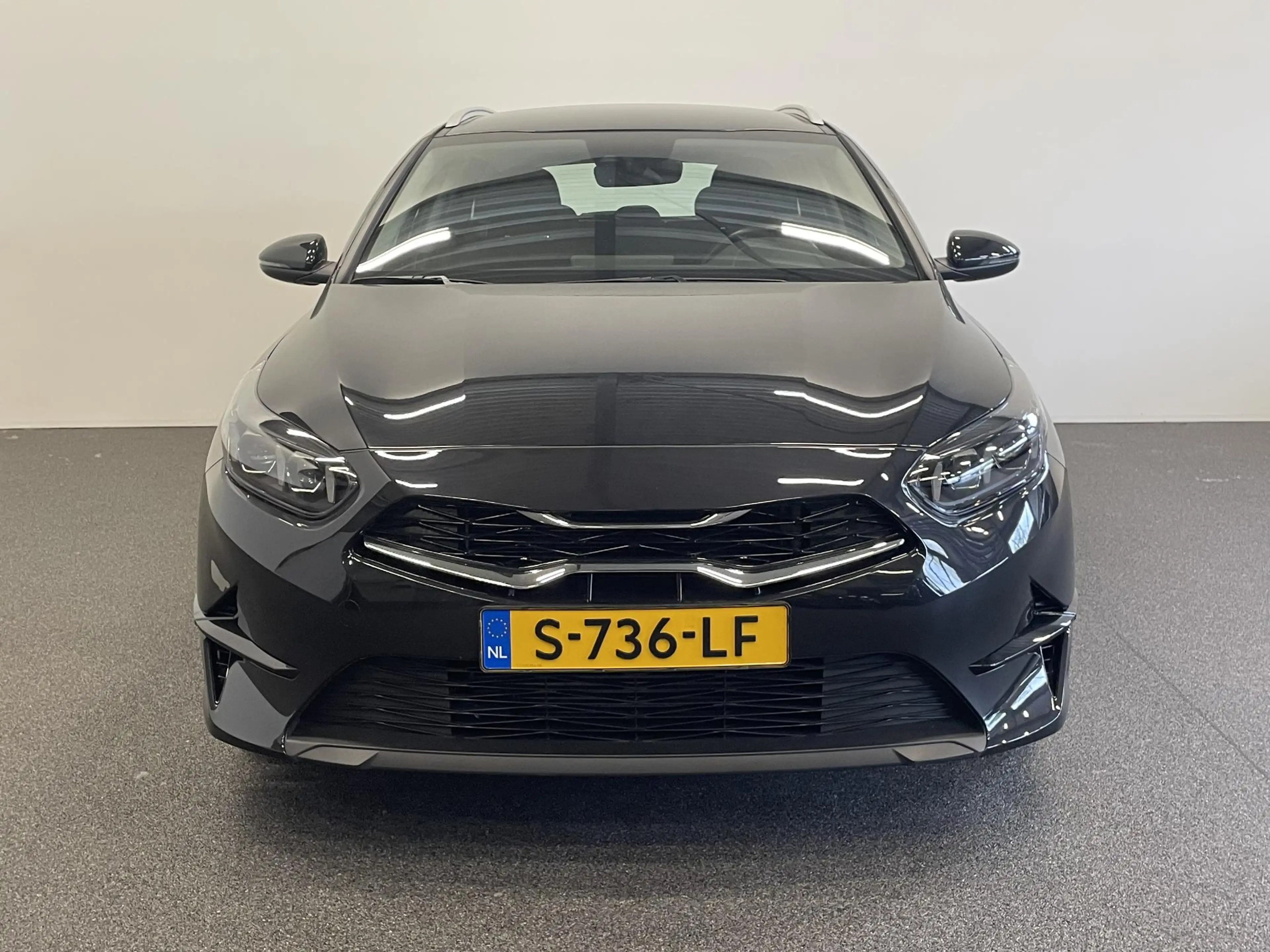 Kia Ceed SW / cee'd SW Sportswagon 1.0 T-GDi 120pk DynamicLine Climate Co — photo 4