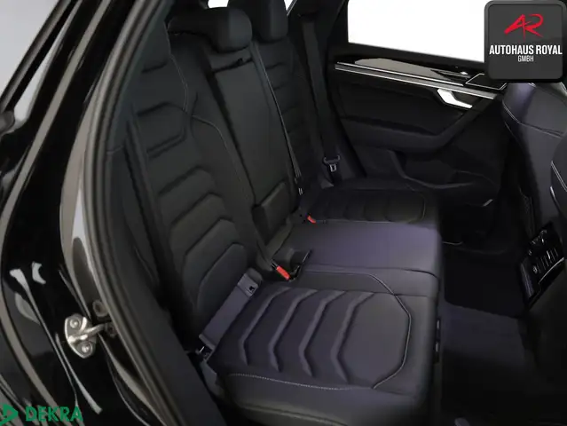 Volkswagen Touareg view 13