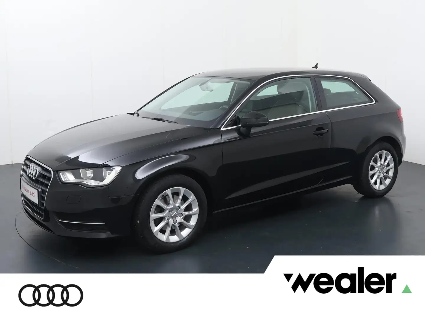 Audi A3 1.2 TFSI Attraction Pro Line | Automaat | Multifun Zwart - 1