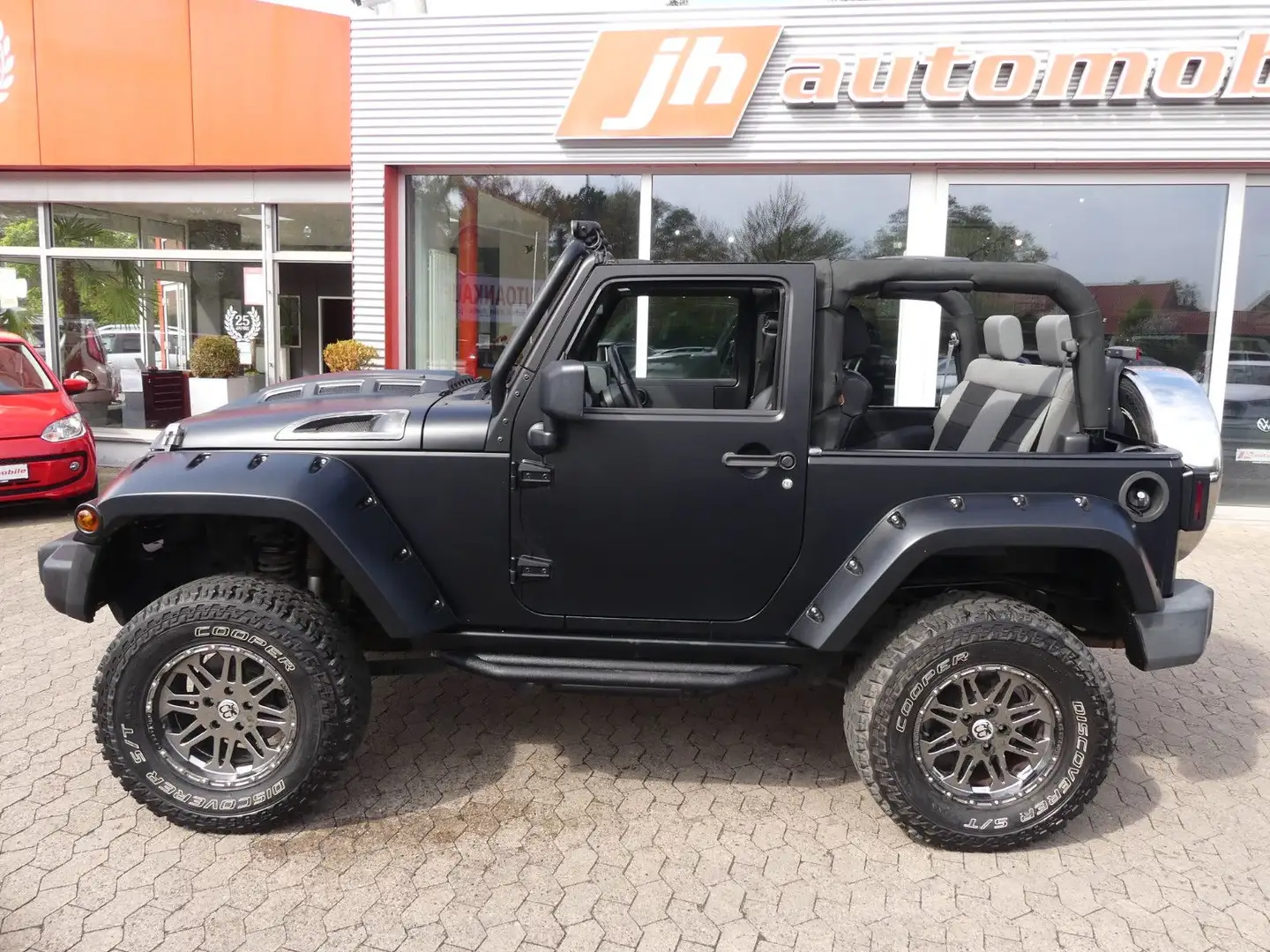 Jeep Wrangler Unlimited Sport / V6 / Hardtop / AHK Fekete - 1