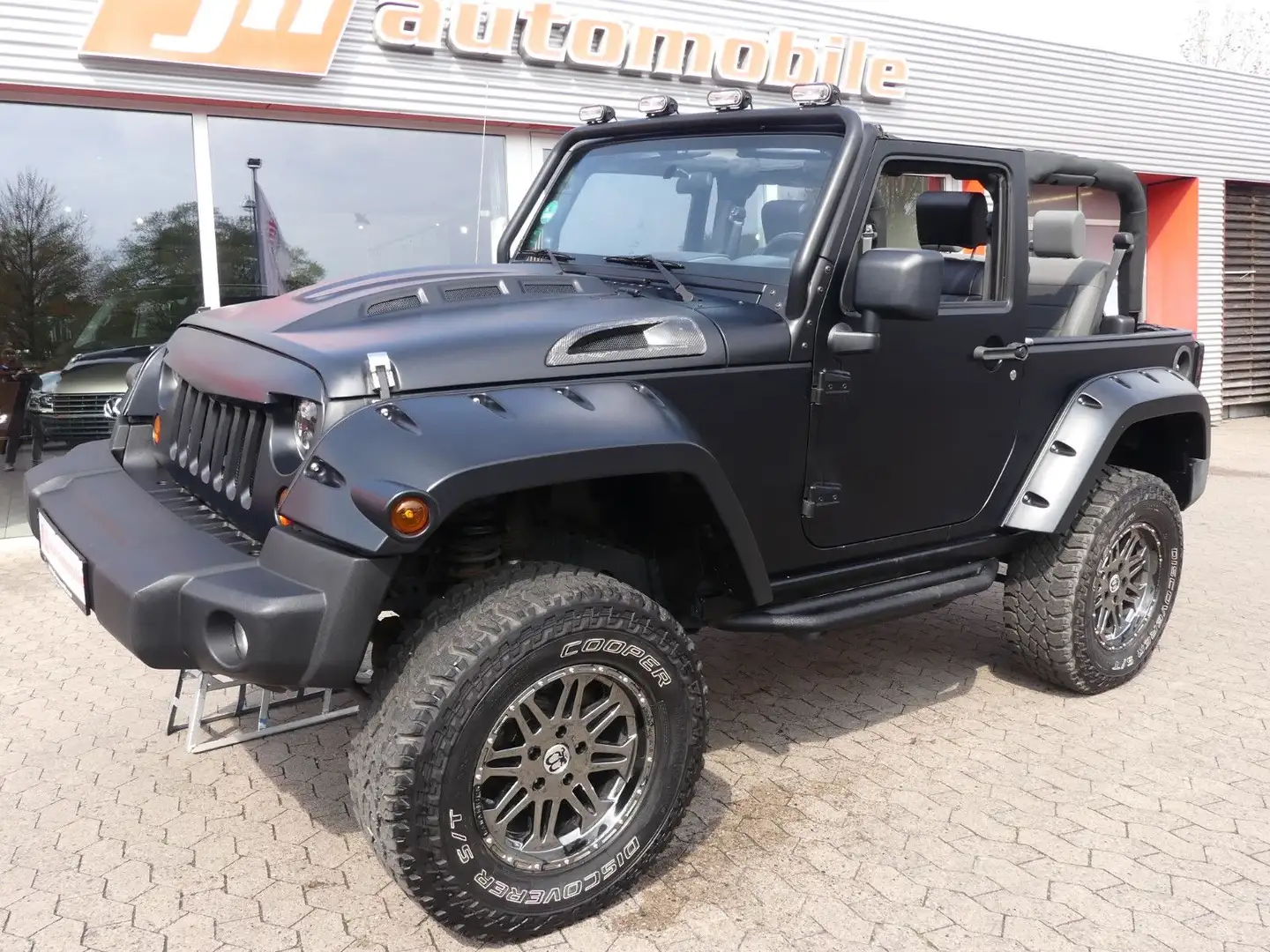 Jeep Wrangler Unlimited Sport / V6 / Hardtop / AHK Чорний - 1