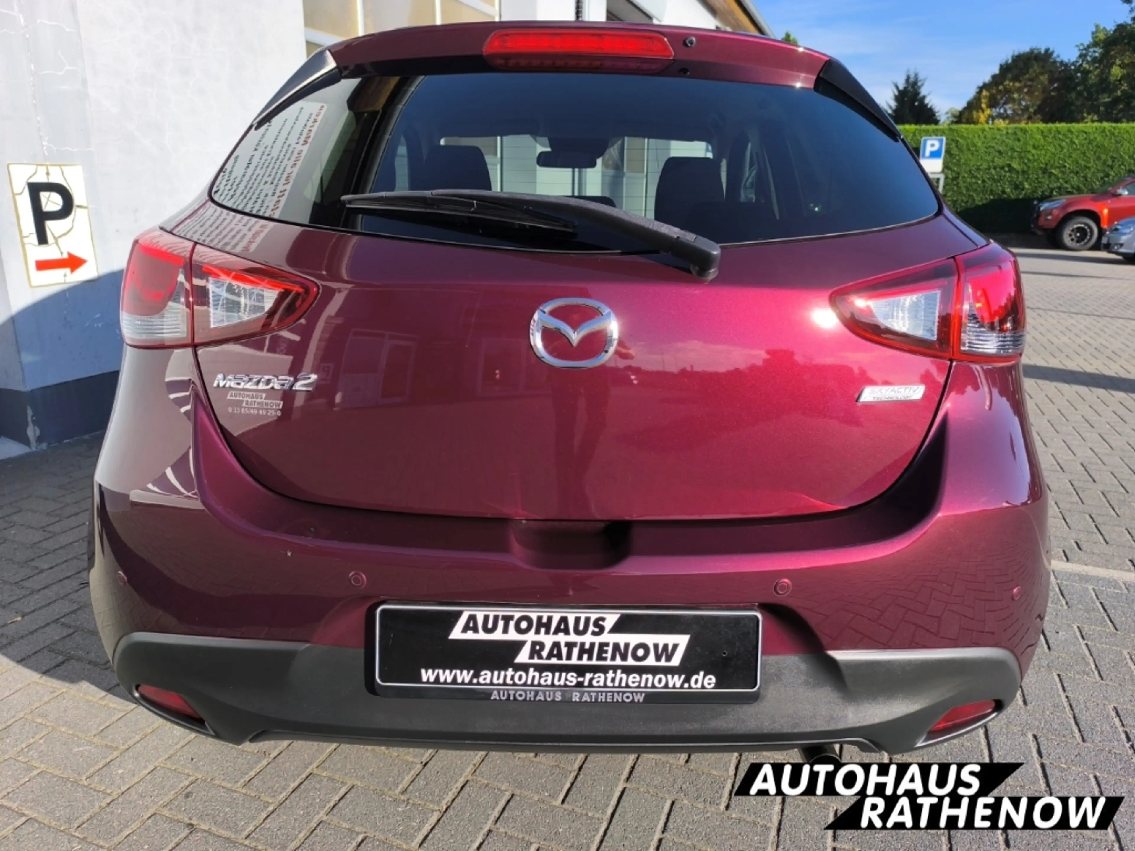 Mazda 2 Exclusive-Line Skyactiv-G Allwetter Klimaautomatik — photo 5